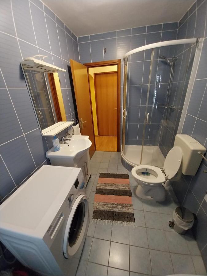 מאלי לוסיניי Apartmani Jadran מראה חיצוני תמונה