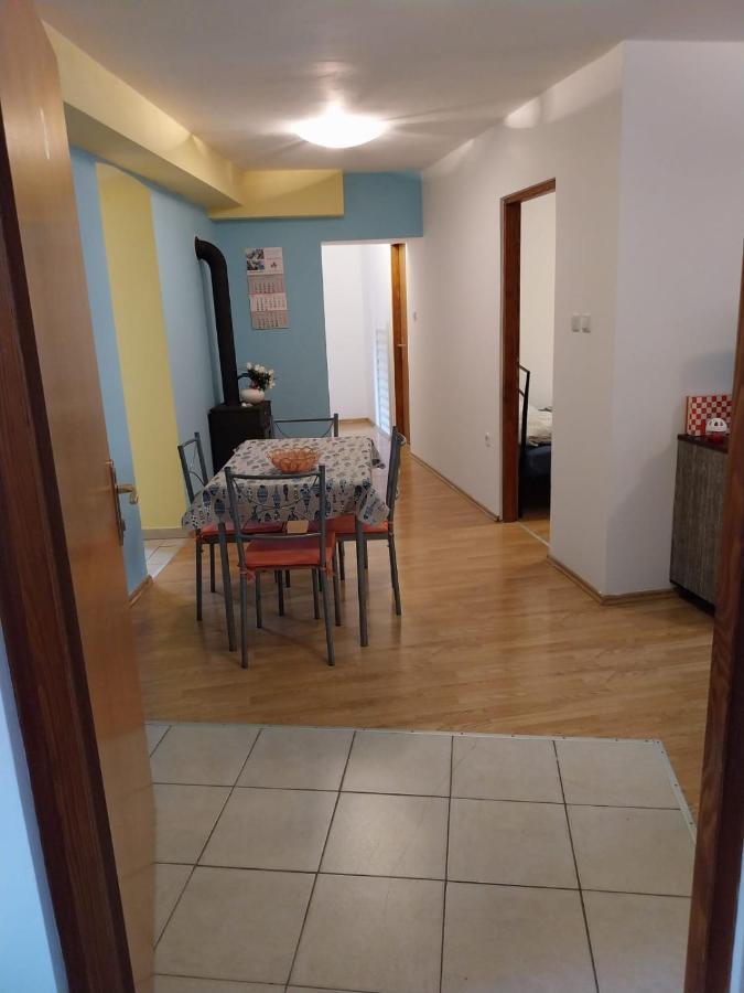 מאלי לוסיניי Apartmani Jadran מראה חיצוני תמונה
