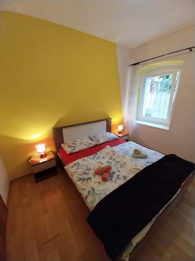 מאלי לוסיניי Apartmani Jadran מראה חיצוני תמונה