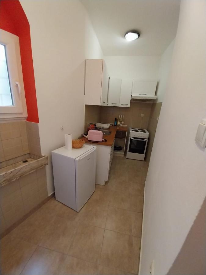 מאלי לוסיניי Apartmani Jadran מראה חיצוני תמונה